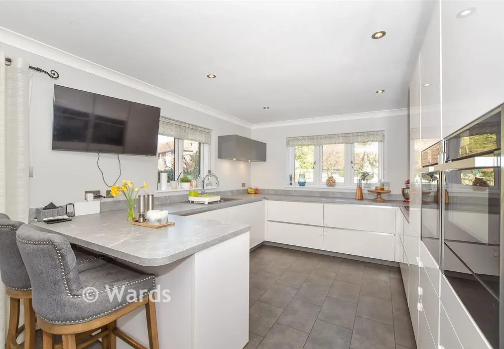 Kitchen - Woodcocks, Headcorn, Nr Ashford, Kent - Wards of Kent