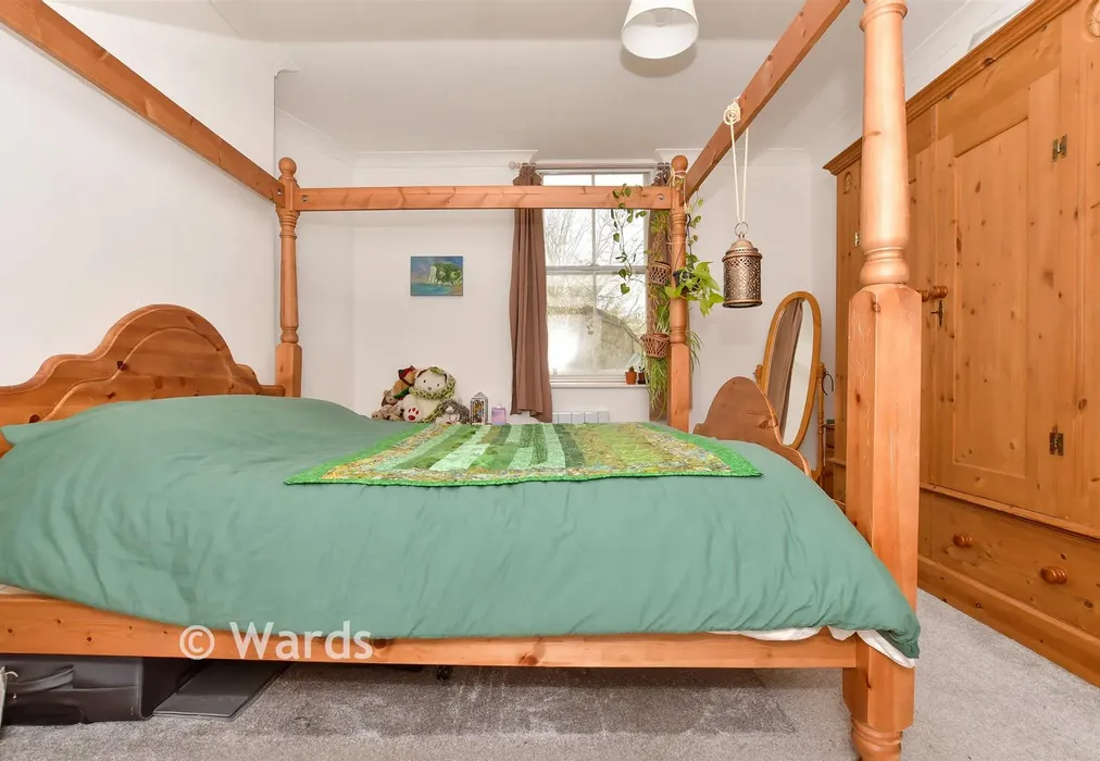 Bedroom 1 - New Street, Dover, Kent - Wards of Kent
