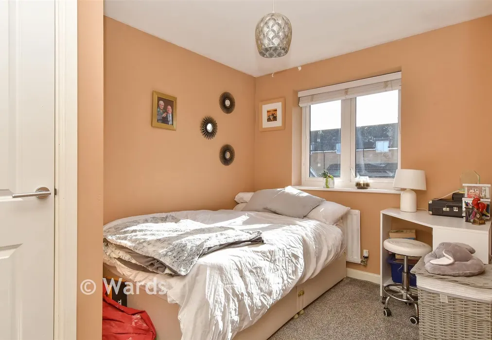 Bedroom 2 - Petunia Avenue, Minster On Sea, Sheerness, Kent - Wards of Kent