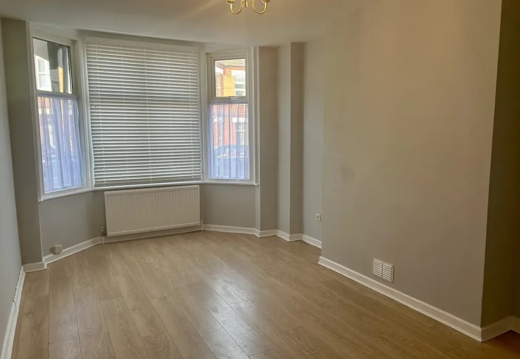 Norfolk lounge ar... - Norfolk Road Cliftonville CT9 - Wards of Kent