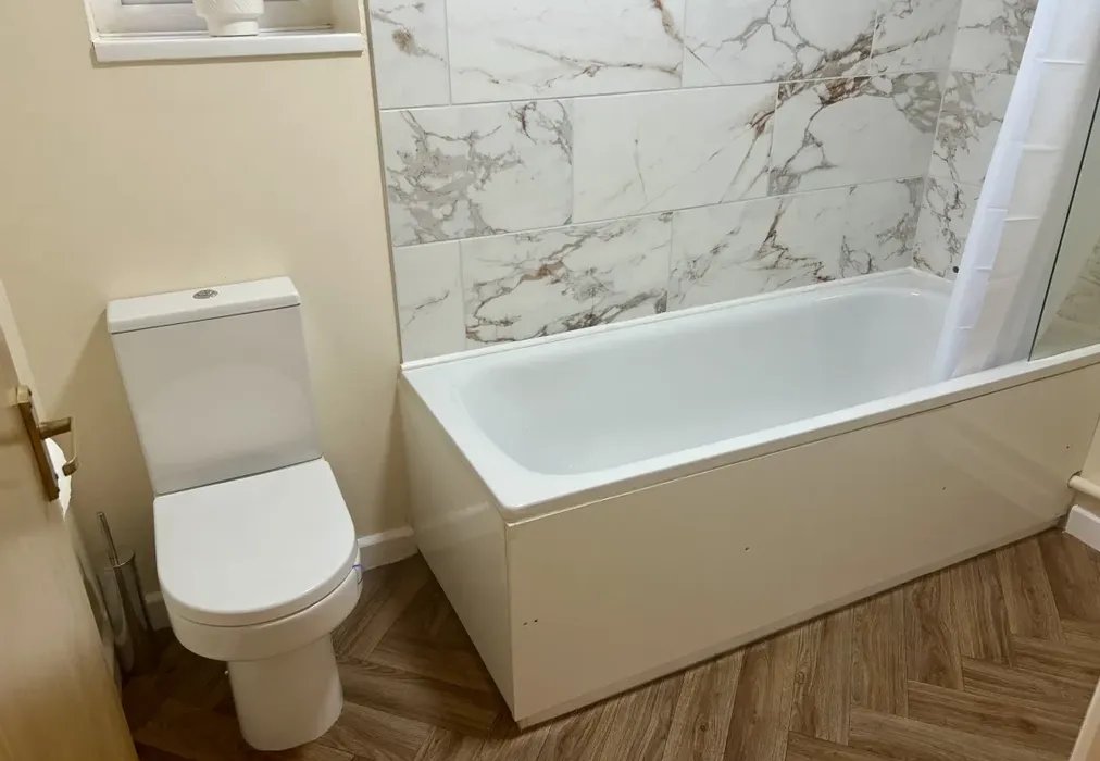 Norfolk bath LL - Norfolk Road Cliftonville CT9 - Wards of Kent