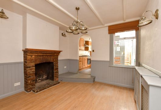 Godstone Road, Kenley CR8 - Wards of Kent