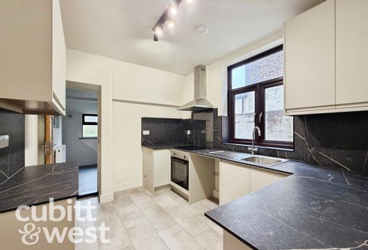 AVAILABLE WITH NO DEPOSIT Trevor Road Southsea PO4 - Wards of Kent