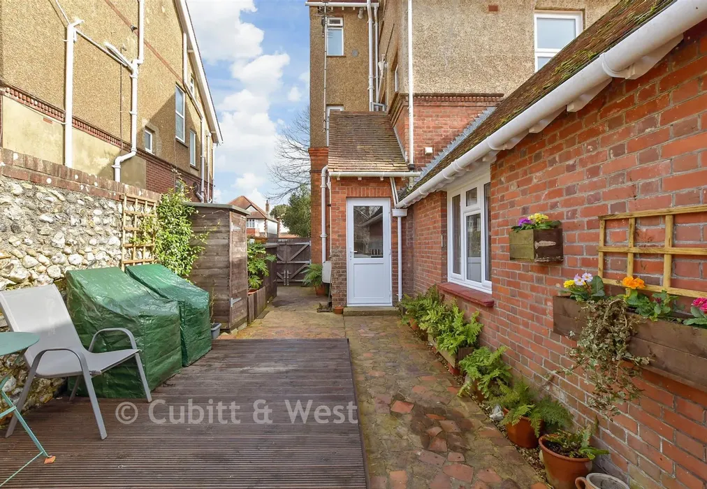 Rear Garden - Norfolk Road, Littlehampton, West Sussex - Wards of Kent