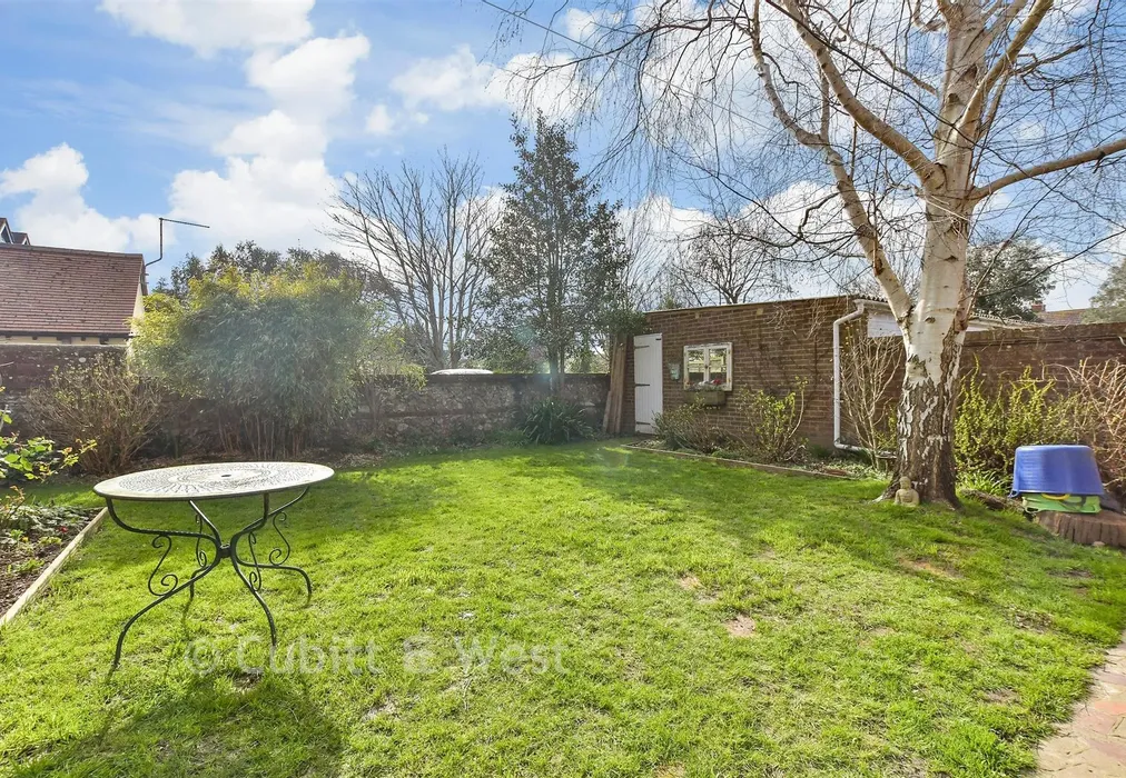 Rear Garden - Norfolk Road, Littlehampton, West Sussex - Wards of Kent