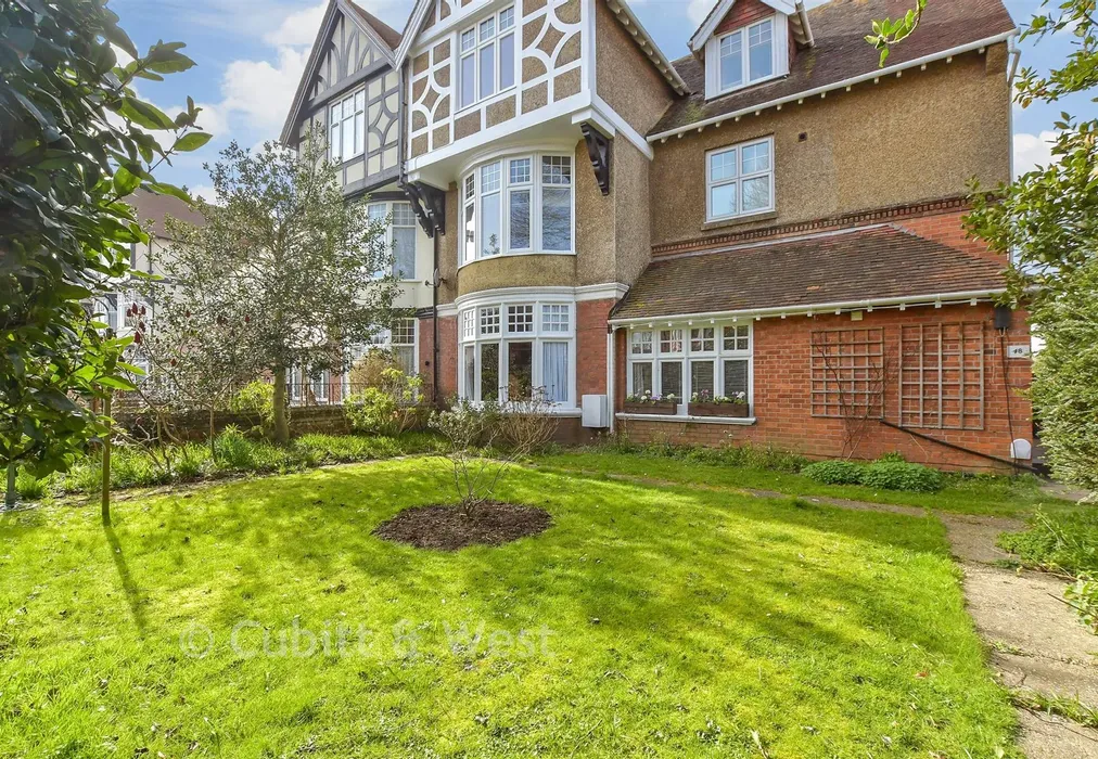 Front Elelevation 1 - Norfolk Road, Littlehampton, West Sussex - Wards of Kent