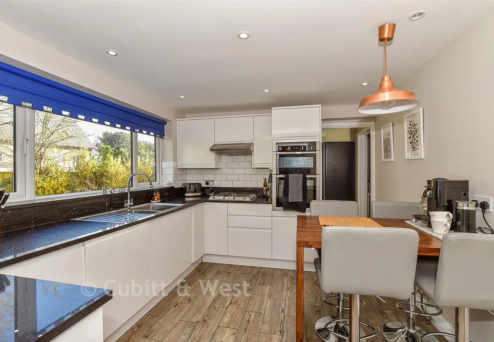 Kitchen/ Breakfast Room - Hillrise, Crowborough, East Sussex - Wards of Kent