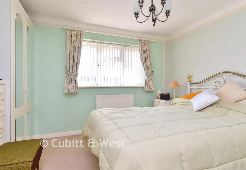 Bedroom 2 - Anderson Close, Newhaven, East Sussex - Wards of Kent