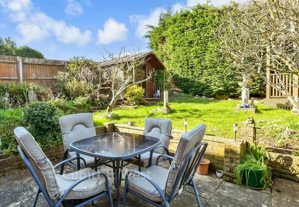 Rear Garden - Anderson Close, Newhaven, East Sussex - Wards of Kent