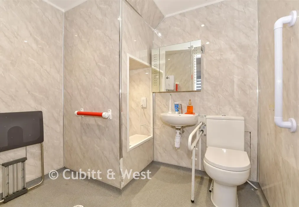 En-Suite Wet Room - Bakers Close, Southwater, Horsham, West Sussex - Wards of Kent