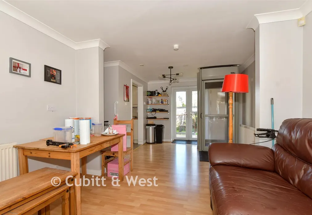 Lounge - Bakers Close, Southwater, Horsham, West Sussex - Wards of Kent