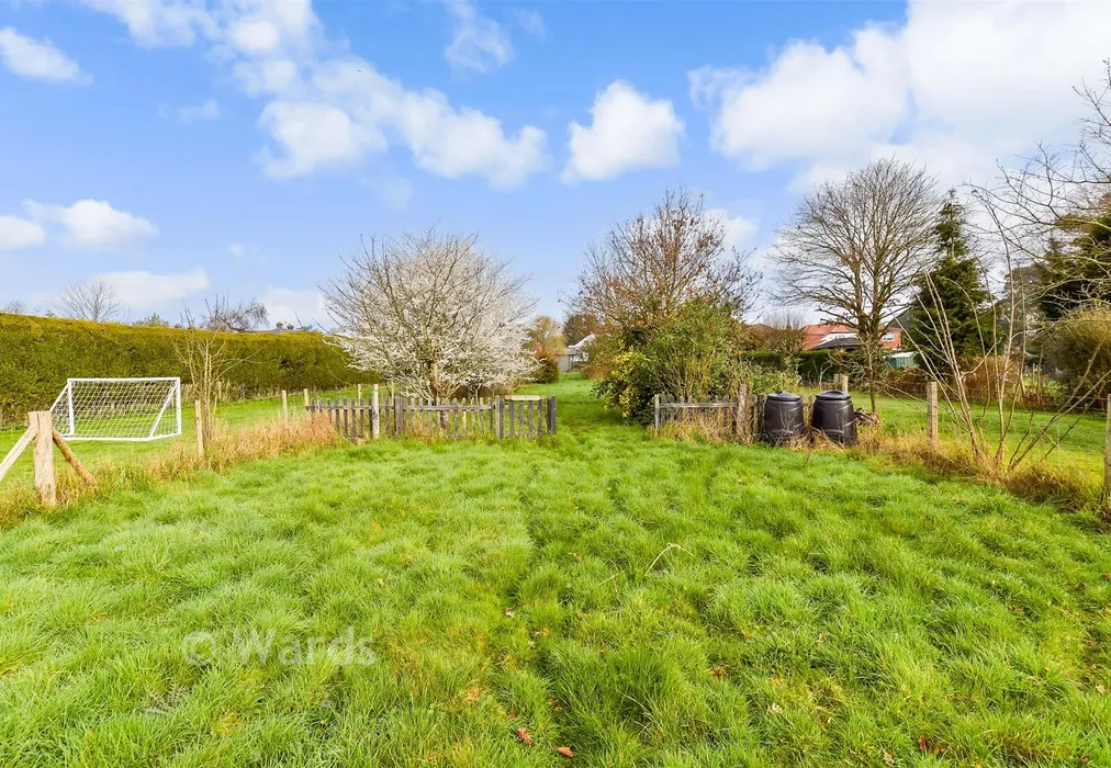 Rear Elevation - Tonbridge Road, Teston, Maidstone, Kent - Wards of Kent