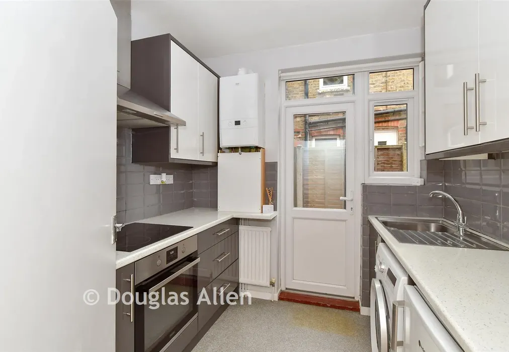Kitchen - Hitcham Road, Walthamstow - Wards of Kent
