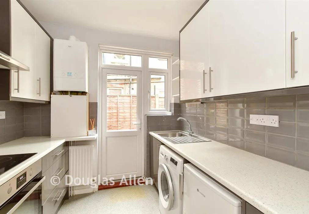 Kitchen - Hitcham Road, Walthamstow - Wards of Kent