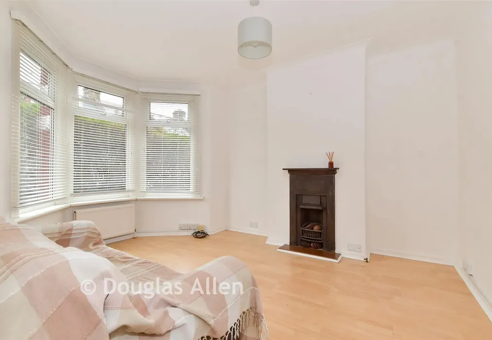 Lounge - Hitcham Road, Walthamstow - Wards of Kent