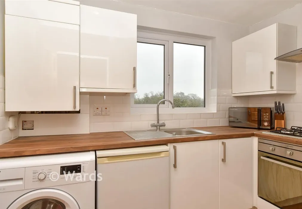 Kitchen - Inglewood Road, Bexleyheath, Kent - Wards of Kent