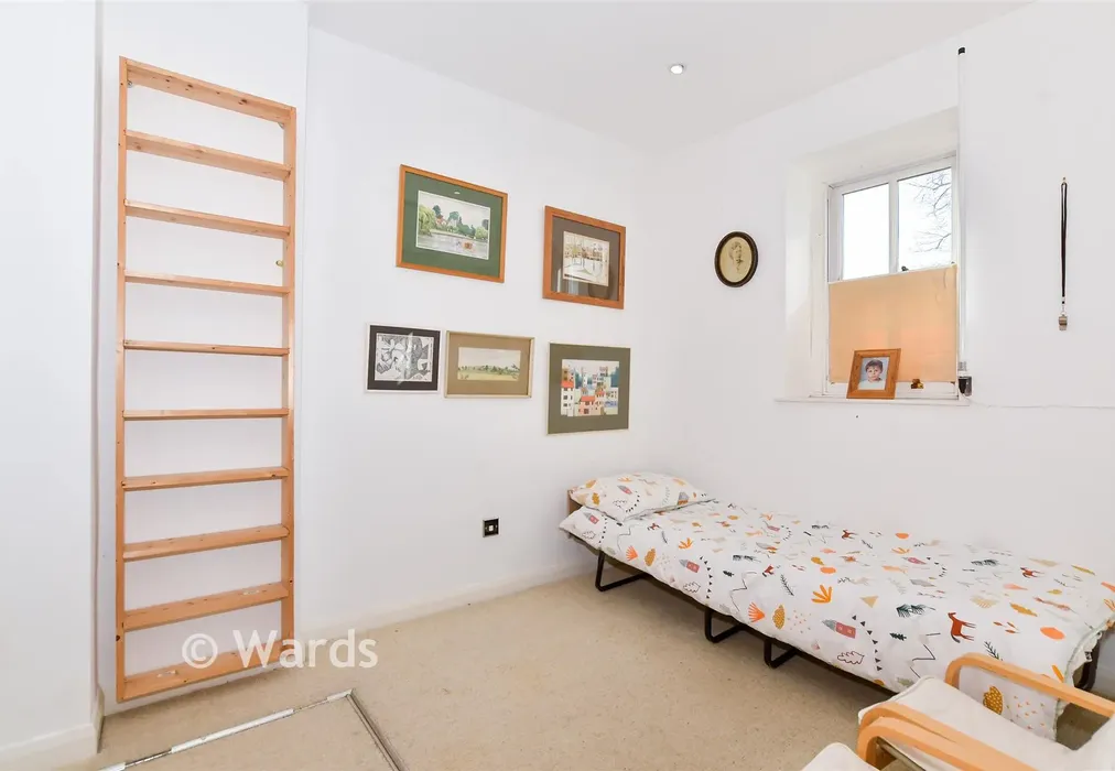 Bedroom 3 - The Square, Lenham, Maidstone, Kent - Wards of Kent