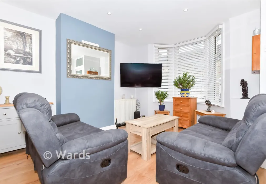 Lounge - Malling Road, Snodland, Kent, Kent - Wards of Kent