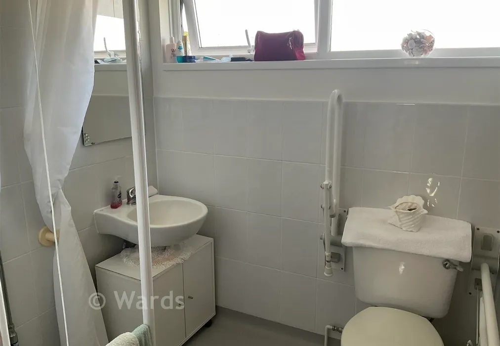 Shower Room - Copperhurst Walk, Cliftonville, Margate, Kent - Wards of Kent