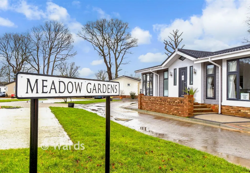 External Lifestyle Photograph - Spill Land Country Park, Meadow Gardens, Biddenden, Kent - Wards of Kent