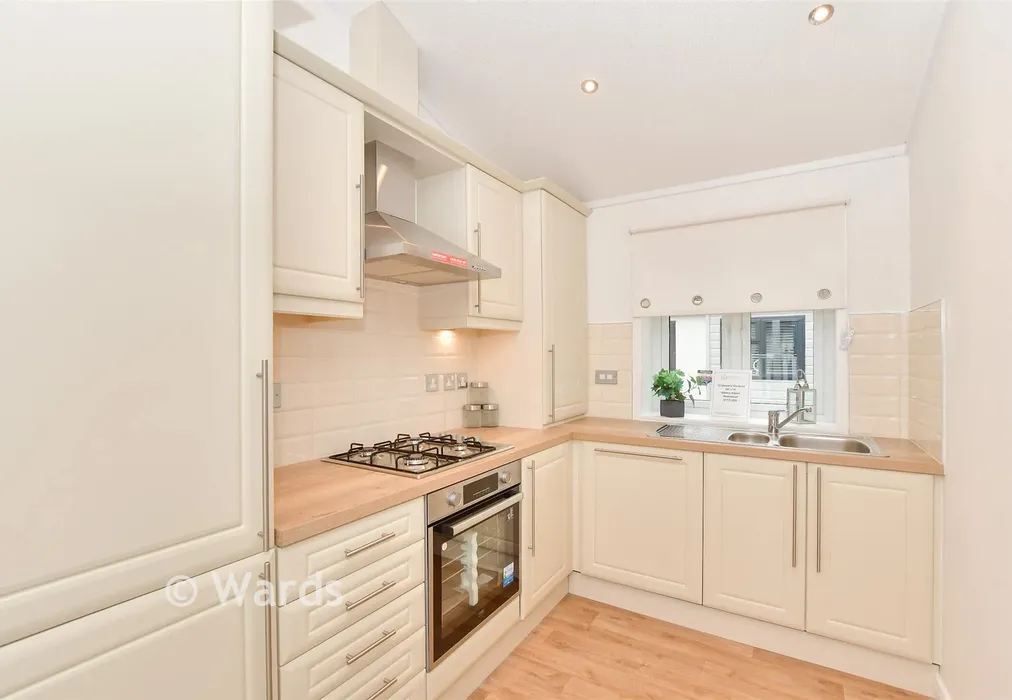 Kitchen Area - Meadow Gardens, Spill Land Country Park, Biddenden, Ashford, Kent - Wards of Kent