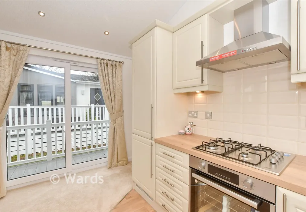 Kitchen Area - Meadow Gardens, Spill Land Country Park, Biddenden, Ashford, Kent - Wards of Kent