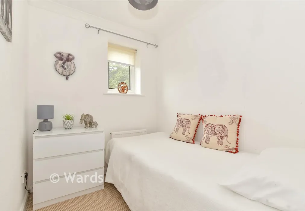 Bedroom 3 - Squires Court, Eastchurch, Sheerness, Kent - Wards of Kent