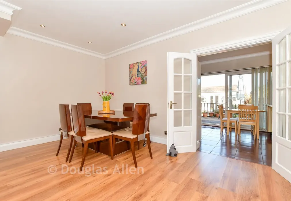 Dining Area - Upper Rainham Road, Hornchurch, Essex - Wards of Kent