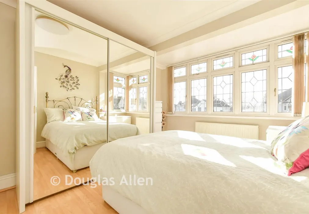 Bedroom 1 - Upper Rainham Road, Hornchurch, Essex - Wards of Kent