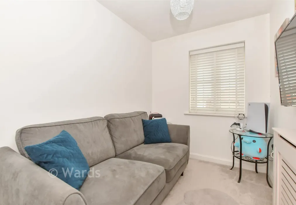 Bedroom 3 - Central Boulevard, Aylesham, Canterbury, Kent - Wards of Kent