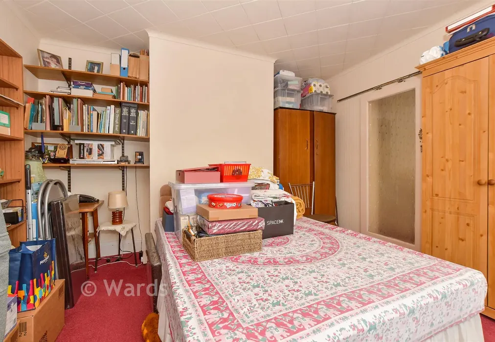 Bedroom 2 - New House Lane, Canterbury, Kent - Wards of Kent