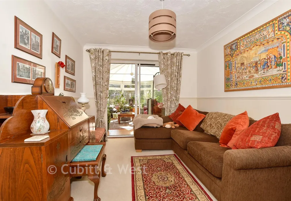 Family/Dining Room - Willard Way, Ashington, West Sussex - Wards of Kent