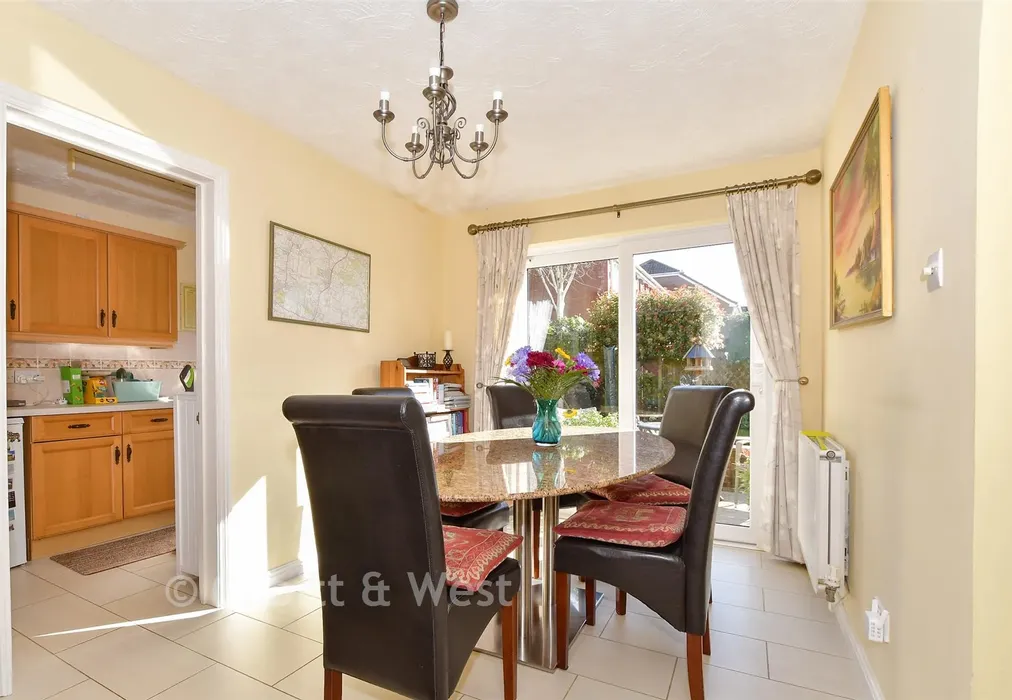 Breakfast Area - Willard Way, Ashington, West Sussex - Wards of Kent