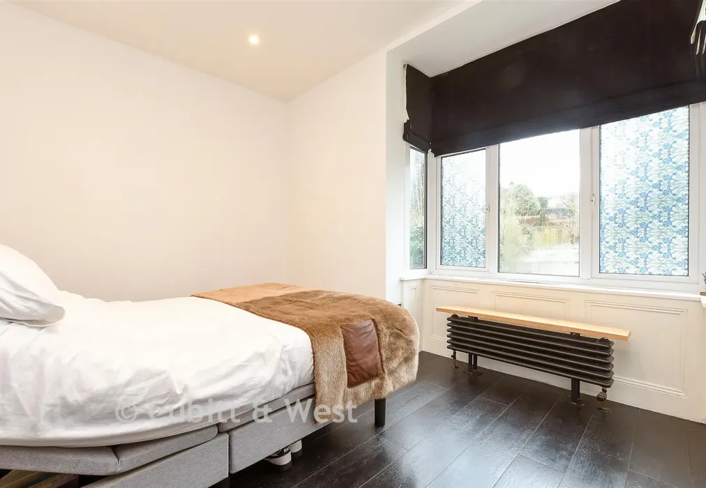 Bedroom - Grovehill Road, Redhill, Surrey - Wards of Kent