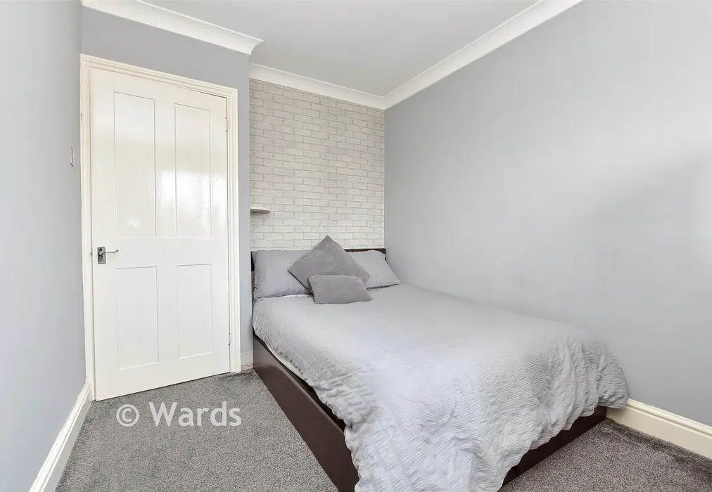 Bedroom 3 - Howells Close, West Kingsdown, Sevenoaks, Kent - Wards of Kent