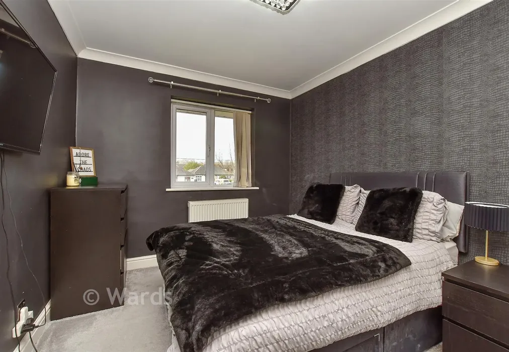Bedroom 2 - Howells Close, West Kingsdown, Sevenoaks, Kent - Wards of Kent