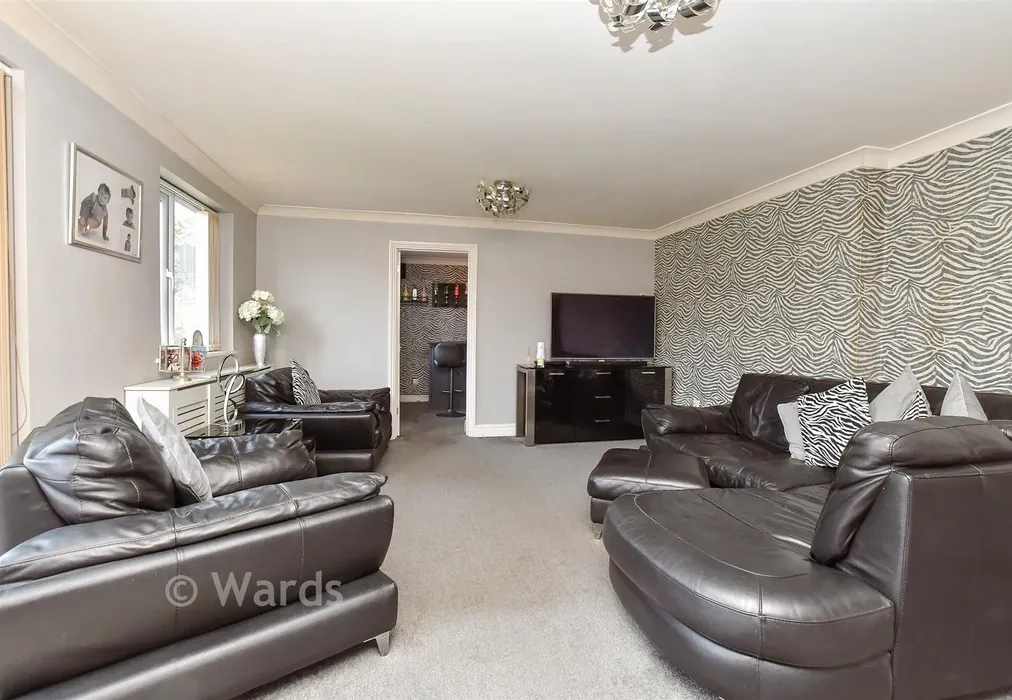 Lounge - Howells Close, West Kingsdown, Sevenoaks, Kent - Wards of Kent