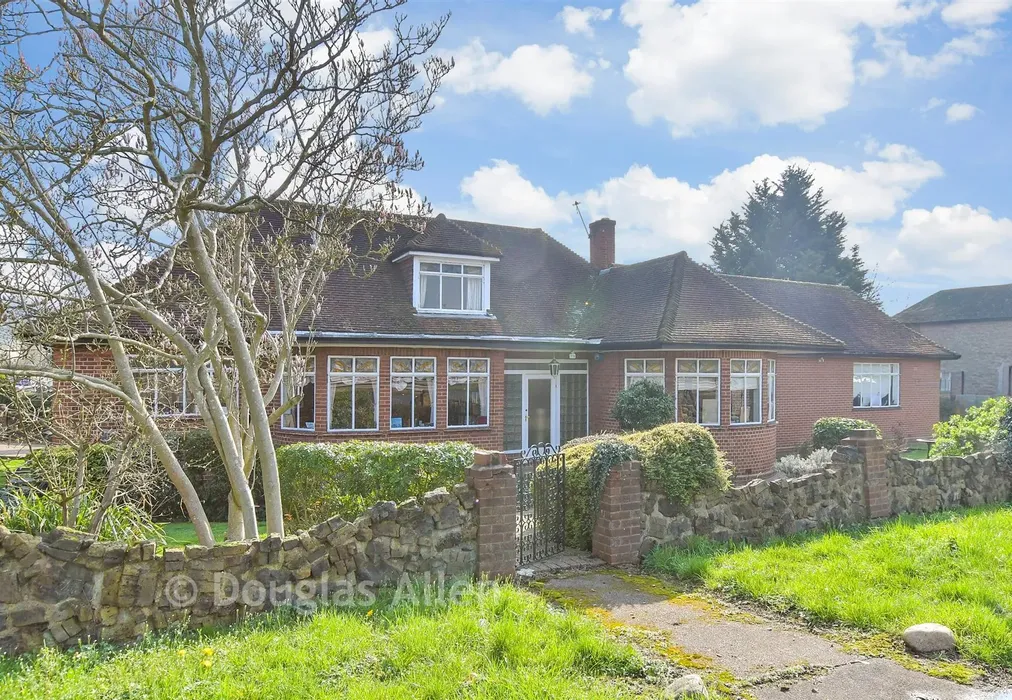 External (Web) - Heath Drive, Gidea Park, Essex - Wards of Kent