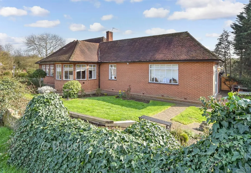 External (Web) - Heath Drive, Gidea Park, Essex - Wards of Kent
