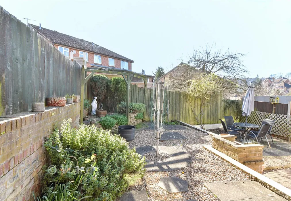 Rear Garden - Limetree Close, Chatham, Kent - Wards of Kent