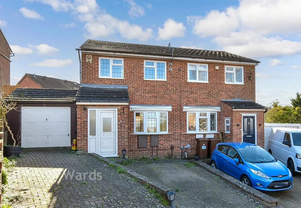 External Brochure - Limetree Close, Chatham, Kent - Wards of Kent