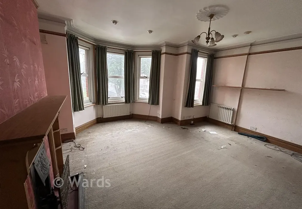 Bedroom 1 - Vale Road, Broadstairs, Kent - Wards of Kent