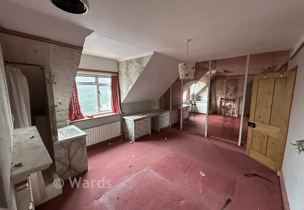 Bedroom 5 - Vale Road, Broadstairs, Kent - Wards of Kent