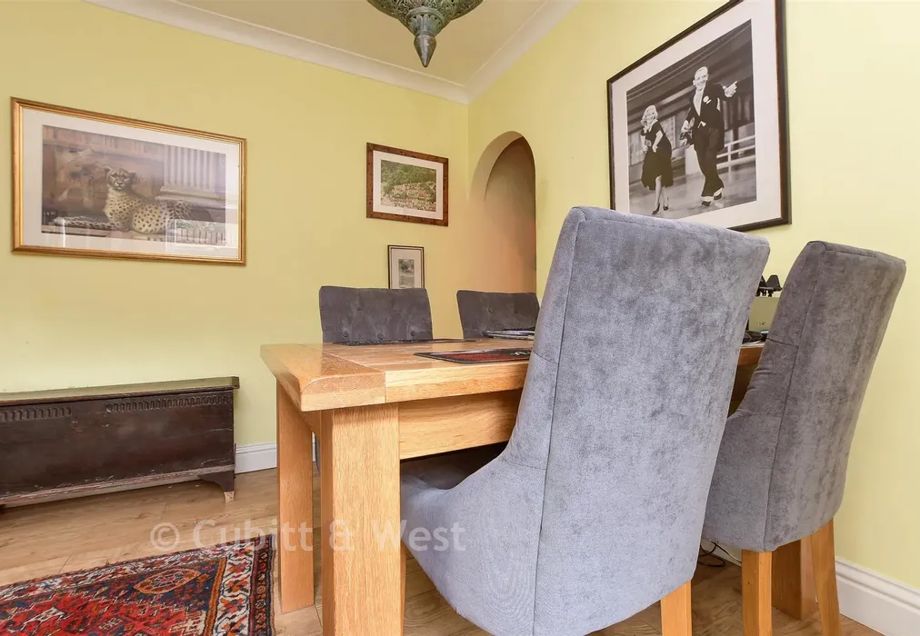 Dining Area - Garibaldi Road, Redhill, Surrey - Wards of Kent