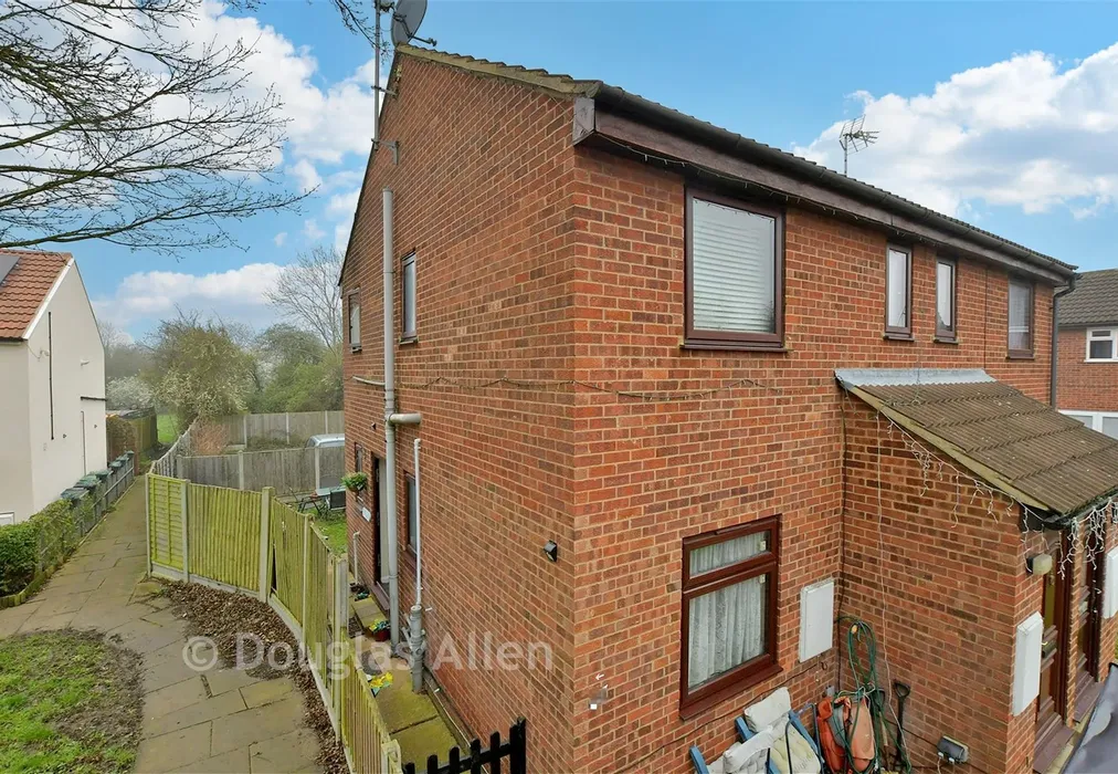 Front Web - Bardfield, Basildon, Essex - Wards of Kent