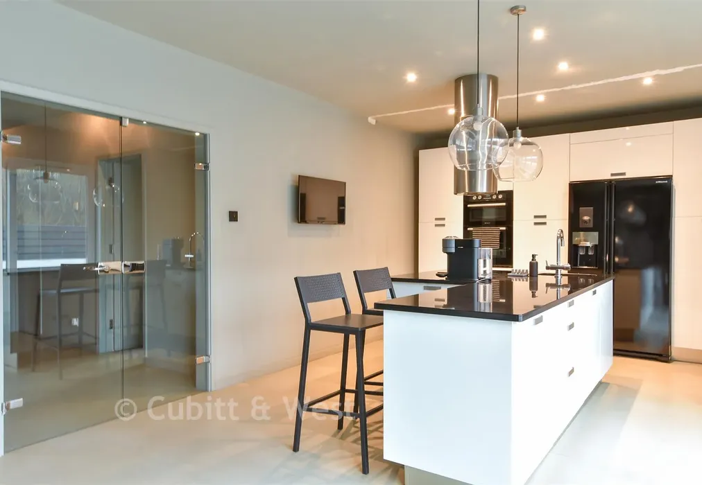 Kitchen/ Breakfast Room - Braypool Lane, Patcham, Brighton, East Sussex - Wards of Kent