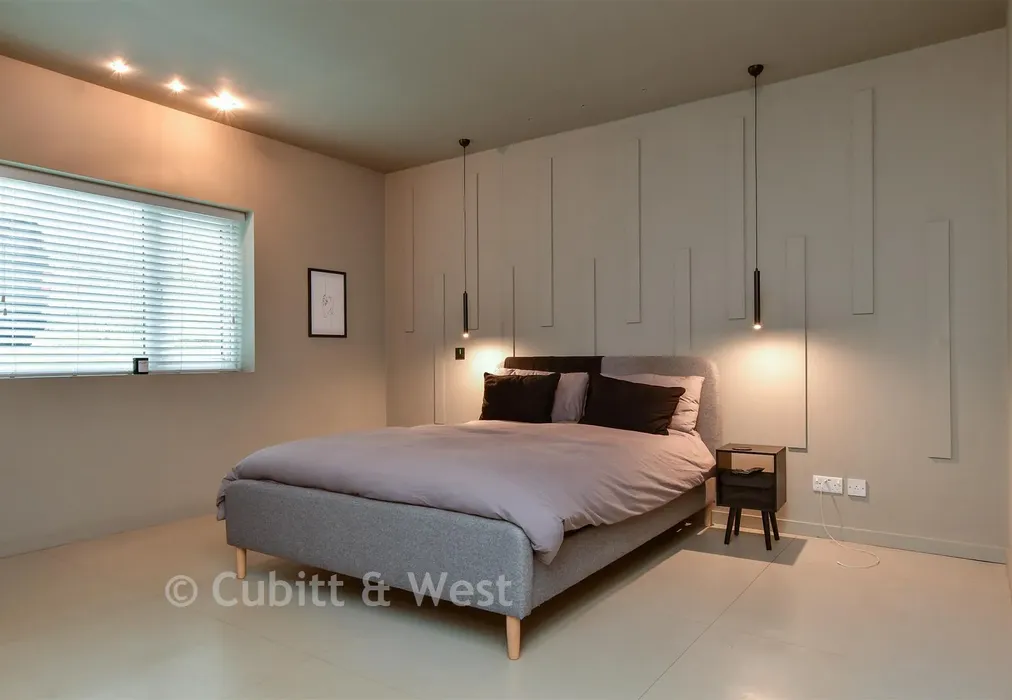 Bedroom 1 - Braypool Lane, Patcham, Brighton, East Sussex - Wards of Kent