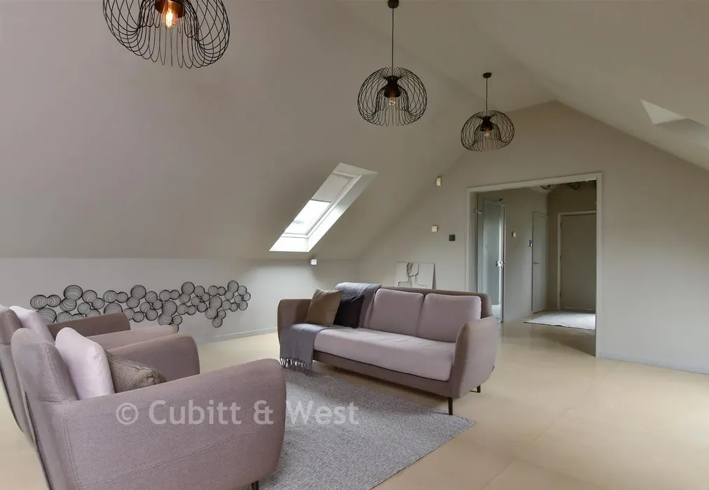 Lounge/ Diner - Braypool Lane, Patcham, Brighton, East Sussex - Wards of Kent