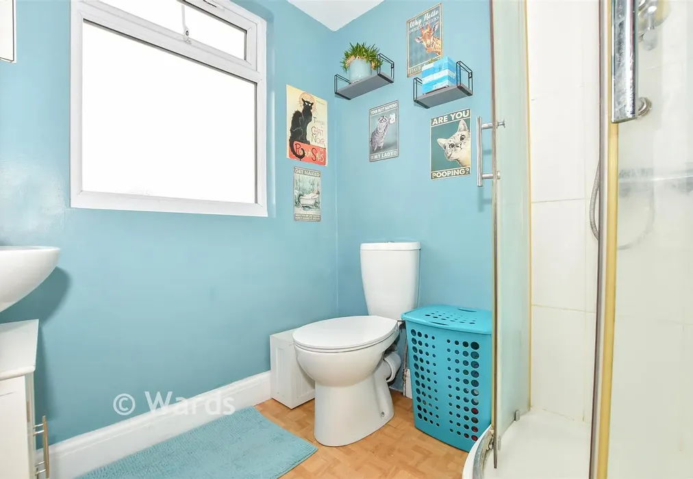 En-Suite Shower Room - Gerrard Avenue, Medway, Rochester, Kent - Wards of Kent