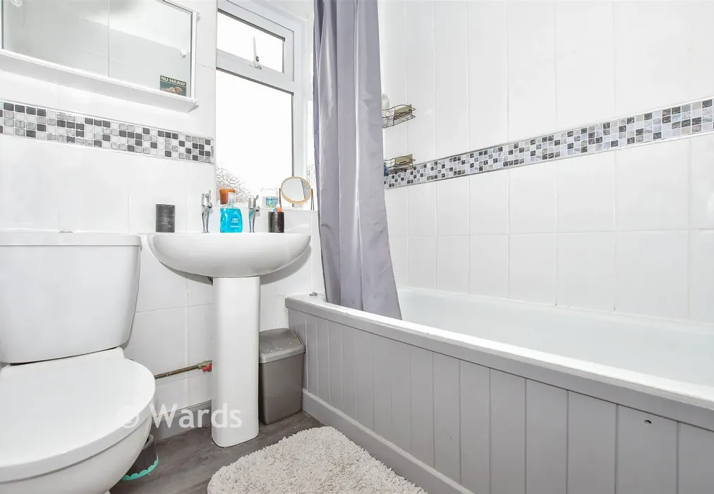 Bathroom - Gerrard Avenue, Medway, Rochester, Kent - Wards of Kent